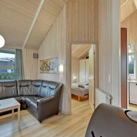 펜션 4 Star In Ottendorf