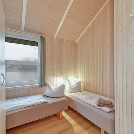 4 Star In Ottendorf 펜션 *